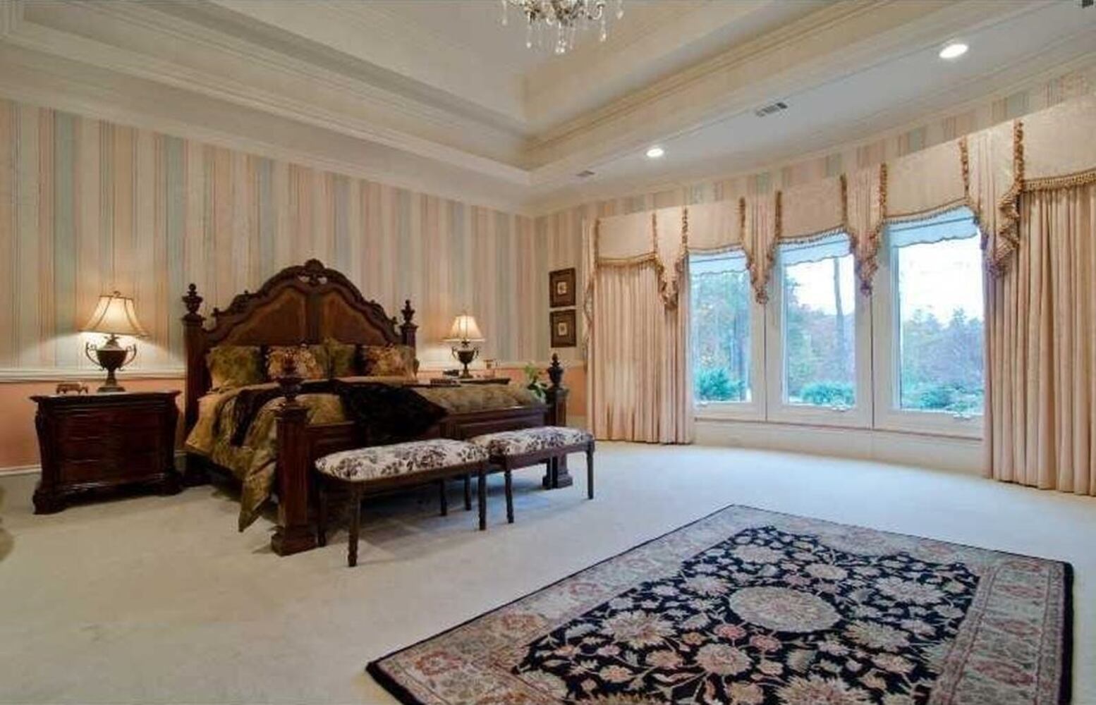 8480 Saint Marlo Fairway Dr, Duluth, GA 30097