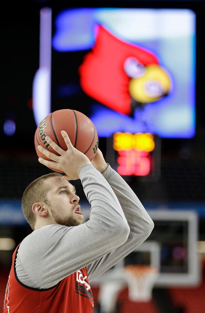 Teams meet in Final Four semifinal game 6 p.m. April 6