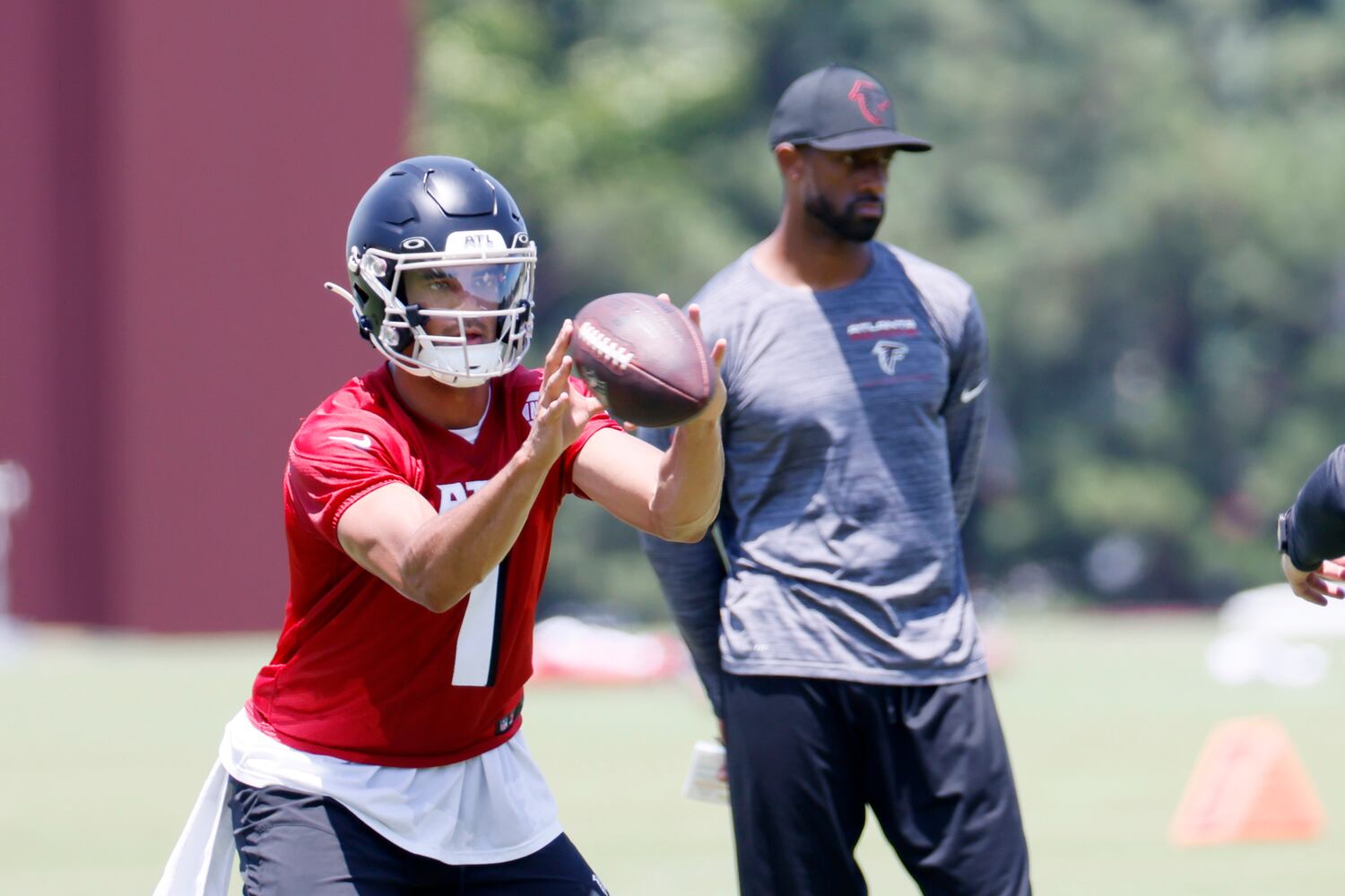 Falcons quarterback Marcus Mariota is shown during minicamp at the Atlanta Falcons Training Facility. Miguel Martinez / miguel.martinezjimenez@ajc.com