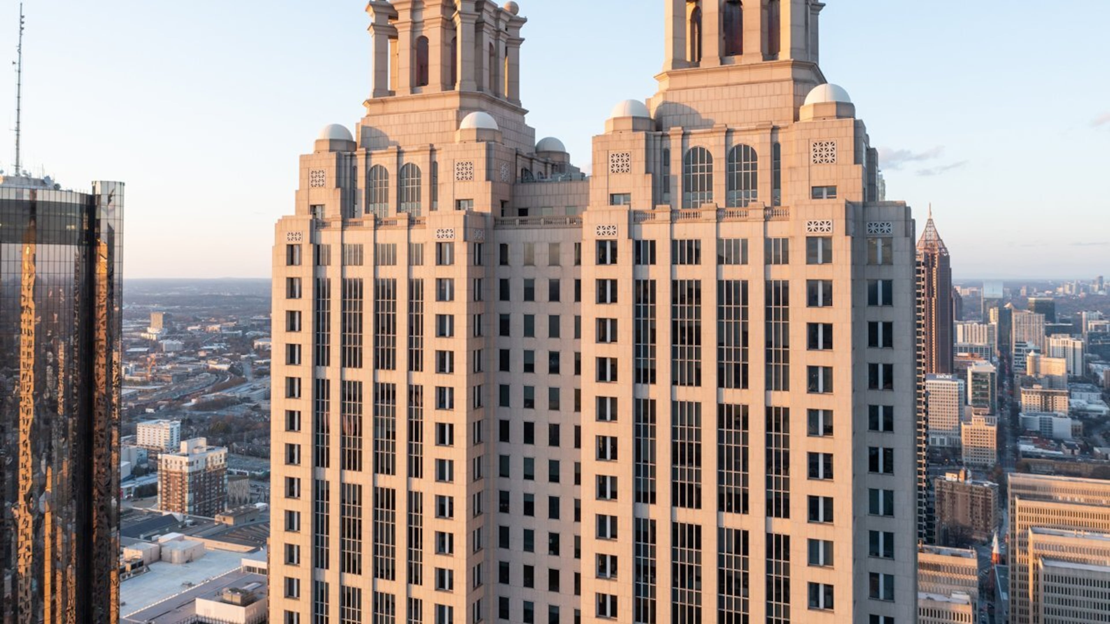 Banyan, owner of 191 Peachtree, is kicking off a $4.5 million capital improvement campaign to refresh the tower’s seven-story atrium lobby and its dining spaces. (Courtesy Banyan Street Capital)