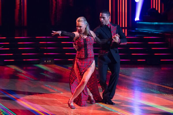 Elaine Hendrix on TikTok night on "Dancing With the Stars" airing Sept. 30, 2025. (Disney/Eric McCandless/Disney)
