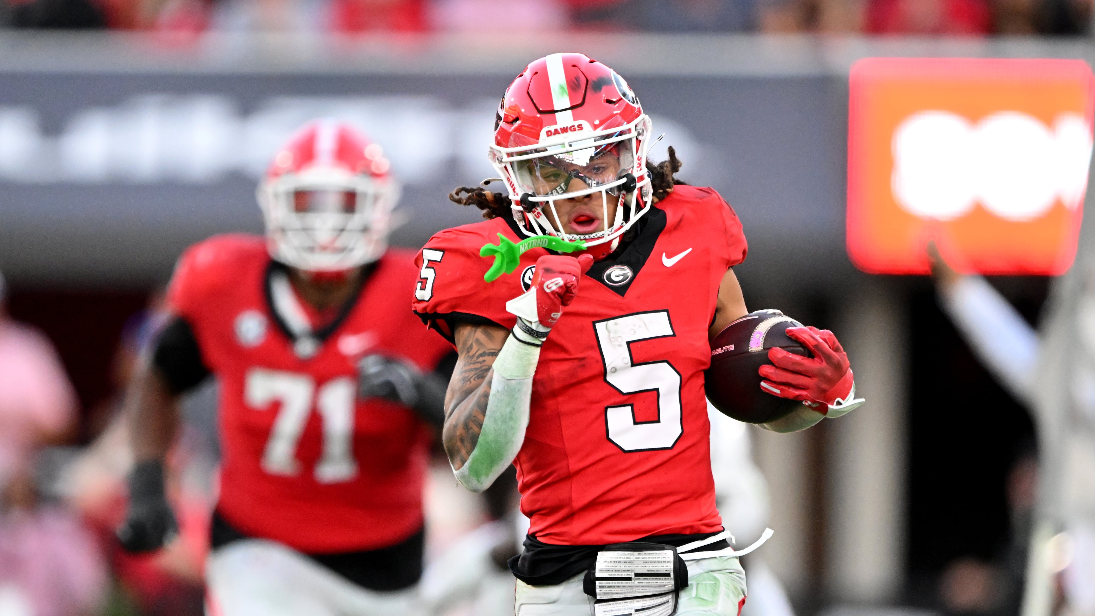 Georgia wide receiver Anthony Evans runs the ball against Mississippi State last year. On Saturday, he'll be wearing a Mississippi State uniform. (Hyosub Shin/AJC)