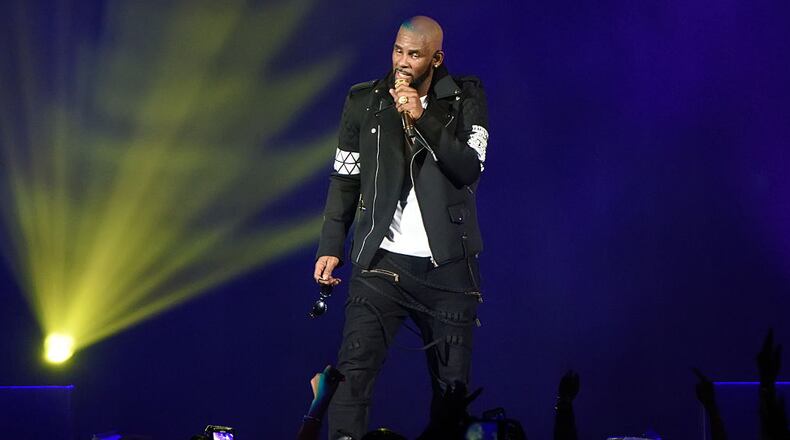 CHICAGO, IL - MAY 07: R. Kelly performs during The Buffet Tour at Allstate Arena on May 7, 2016 in Chicago, Illinois. (Photo by Daniel Boczarski/Getty Images)