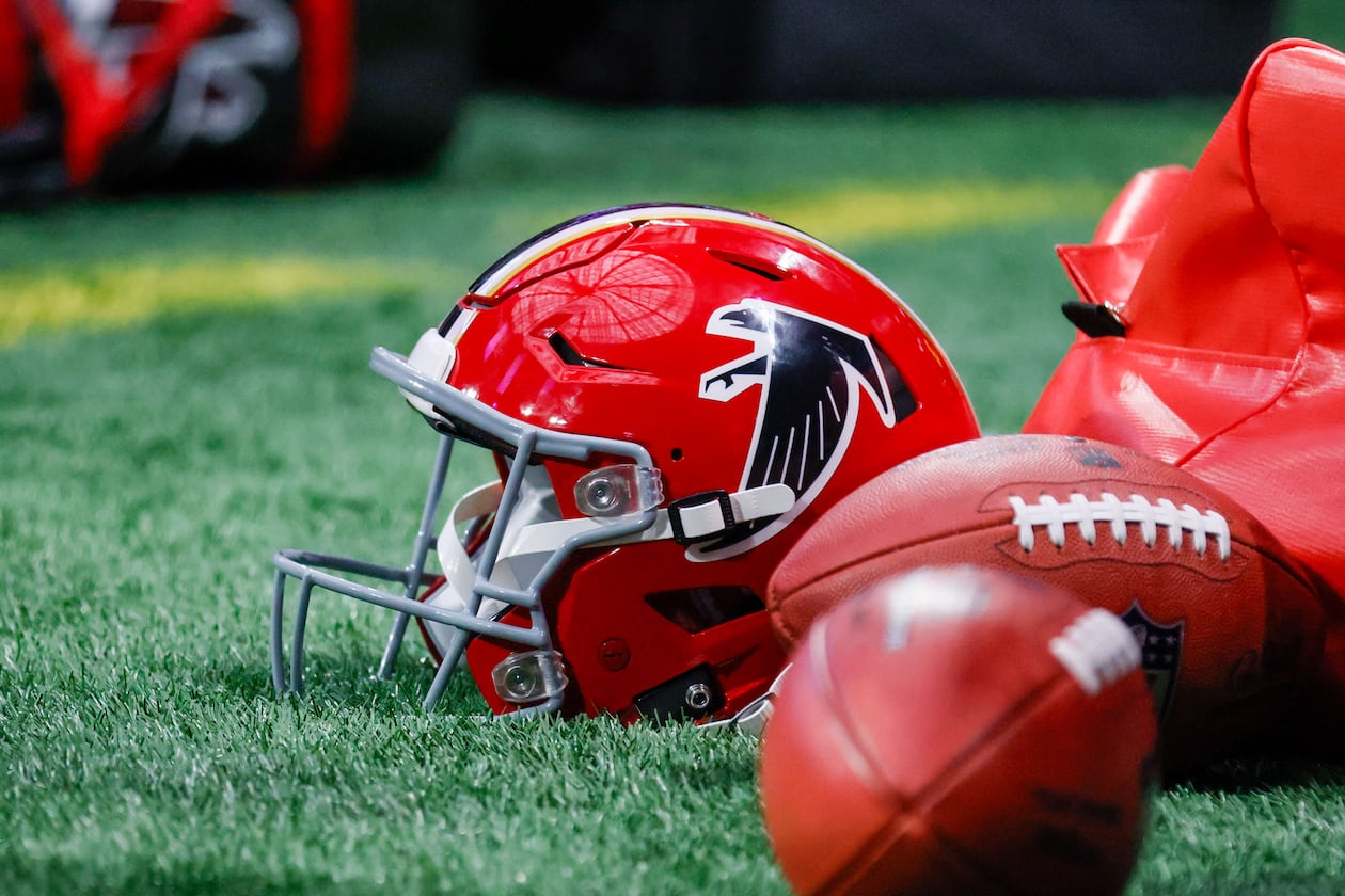 Kicker Parker Romo is set to sign with the Atlanta Falcons for their practice squad Tuesday, according to NFL media. (Miguel Martinez/AJC 2024)