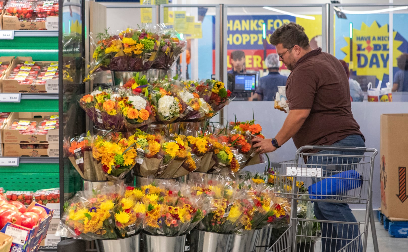 Lidl opens on Northside Drive