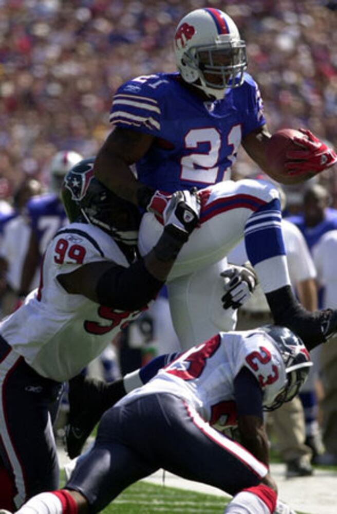 Falcons add new cornerback: Dunta Robinson