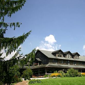 Part of the charm of the High Hampton Inn is the lack of technology. You'll find no telephones, televisions or computer hookups in the rooms and cottages, and cellphone reception is sporadic at best.