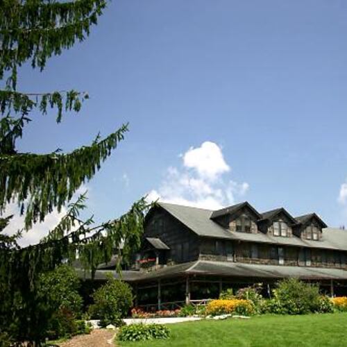 Part of the charm of the High Hampton Inn is the lack of technology. You'll find no telephones, televisions or computer hookups in the rooms and cottages, and cellphone reception is sporadic at best.
