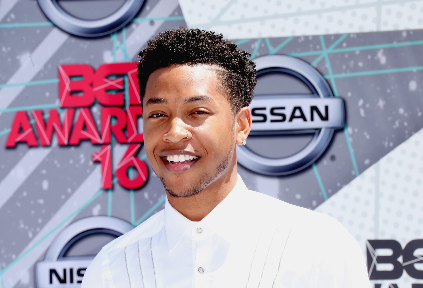 2016 bet awards red carpet