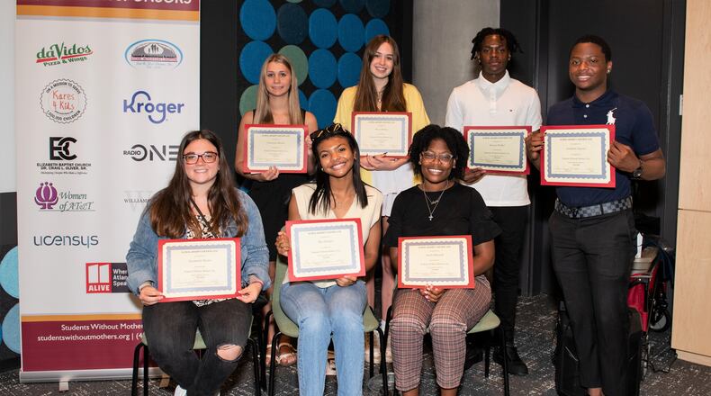 Helps students who have lost mothers. Courtesy of Students Without Mothers