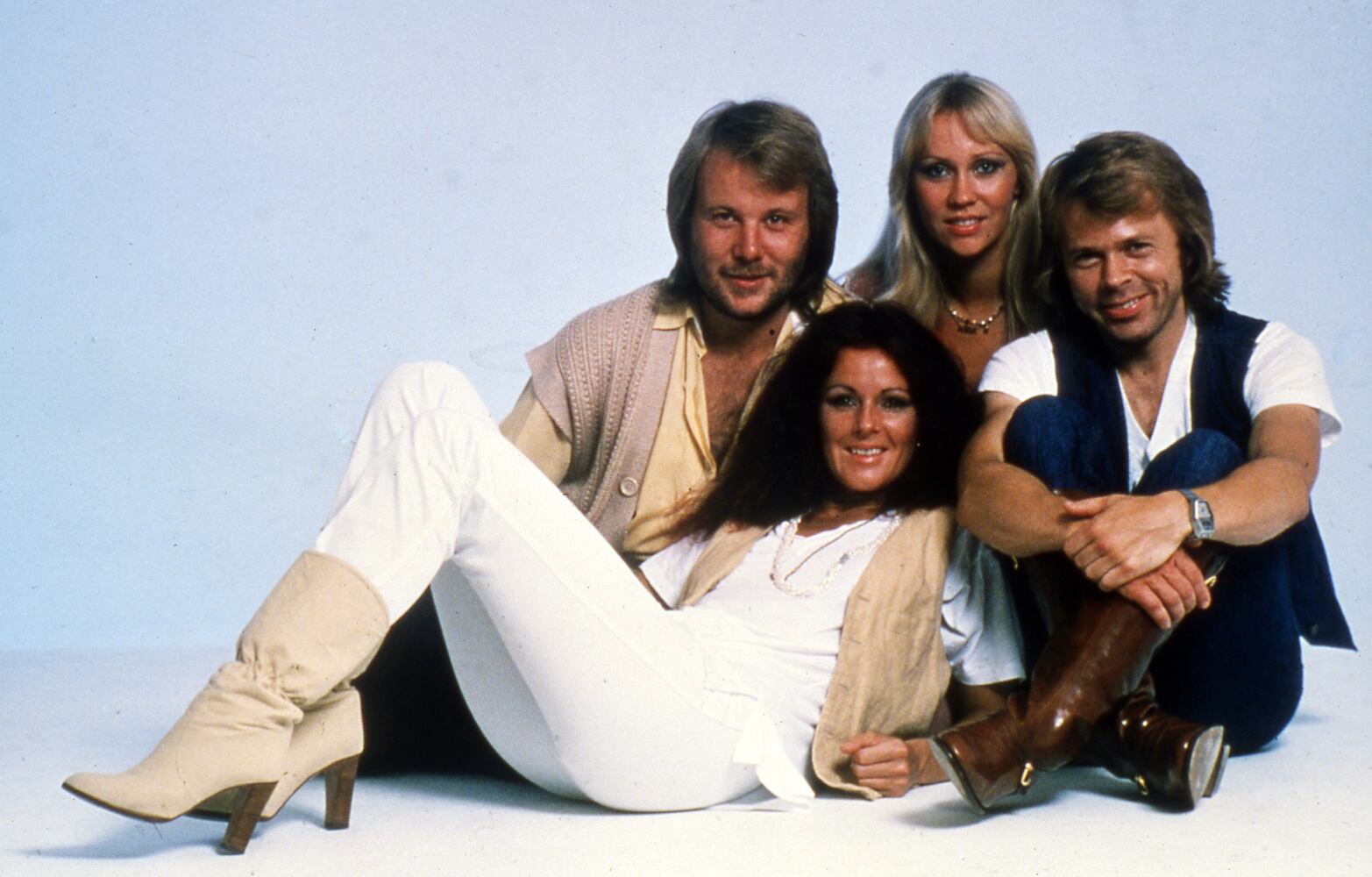 1977