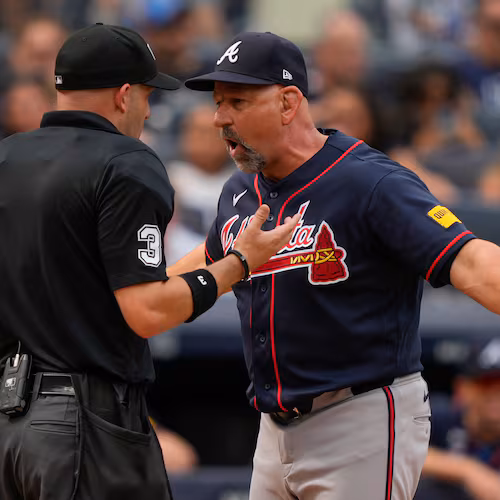 Atlanta Braves manager Walt Weiss argues with home plate umpire Dan Merzel and gets ejected during the fifth inning of a baseball game against the New York Yankees, Saturday, Aug. 8, 2026, in New York. (AP Photo/Yuki Iwamura)