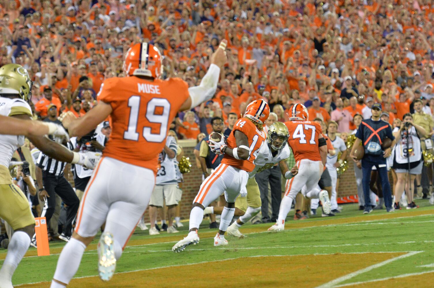 Photos: Jackets open season, battle Clemson
