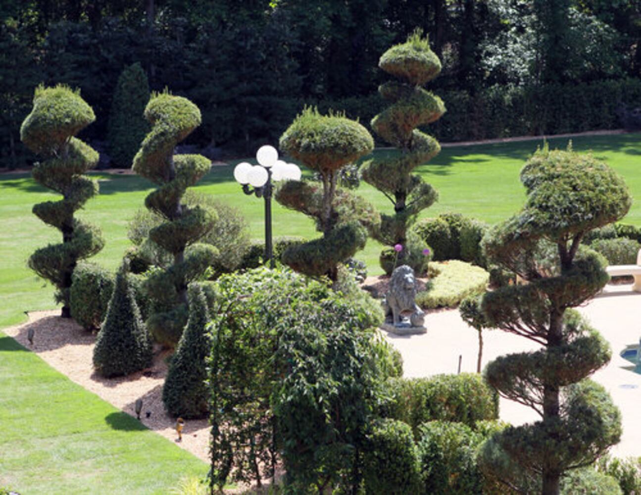 Gardens for Connoisseurs Tour