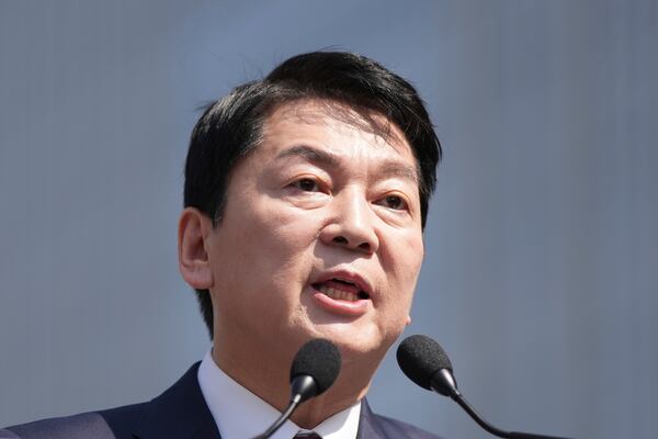 Ahn Cheol-soo, a lawmaker of the People Power Party, speaks during a press conference to announce his candidacy in the presidential election in Seoul, South Korea, Tuesday, April 8, 2025. (AP Photo/Lee Jin-man)