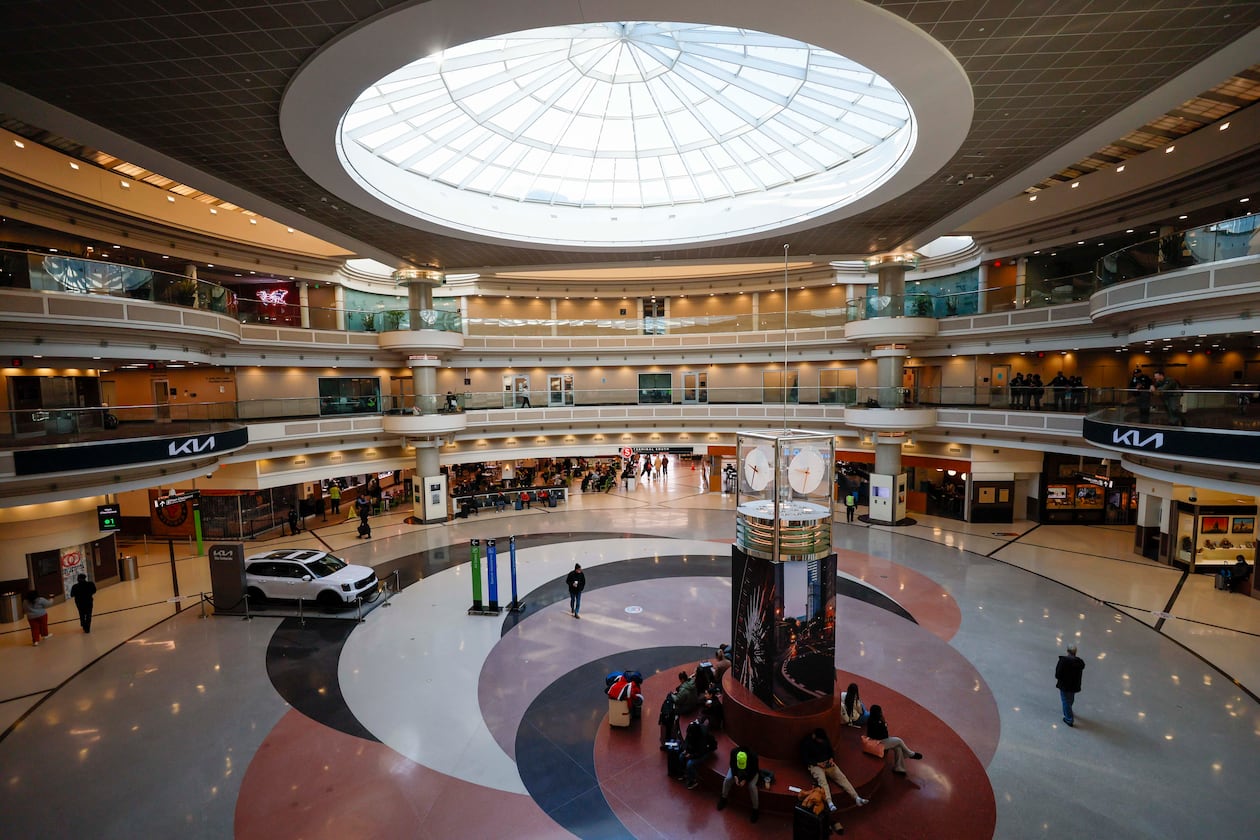 The domestic atrium of Hartsfield-Jackson Atlanta International Airport on Monday, Jan. 26, 2026. (Miguel Martinez/AJC)