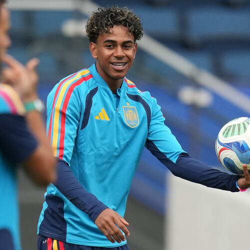 Spain's Lamine Yamal attends training session ahead of a FIFA World Cup round of 32 soccer match against Austria in Carson, Calif., Wednesday, July 1, 2026. (AP Photo/Andre Penner)
