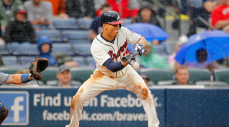 Andrelton Simmons went 4-for-12 (.300) in the weekend series against the Dodgers