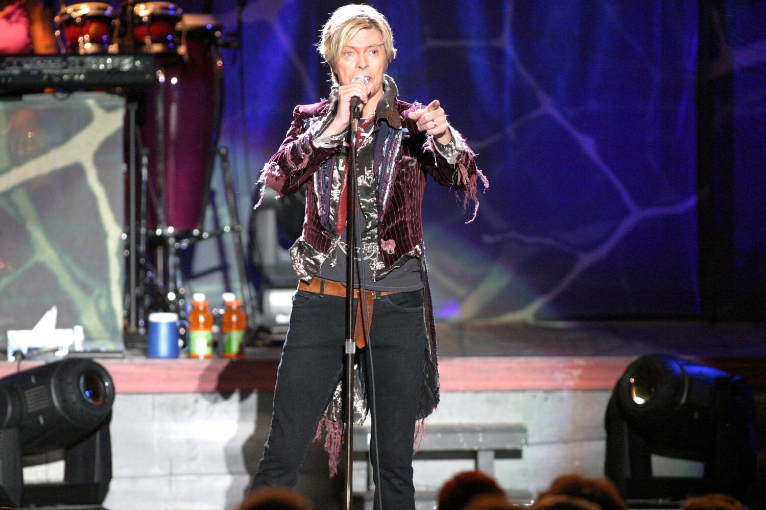 David Bowie plays Atlanta