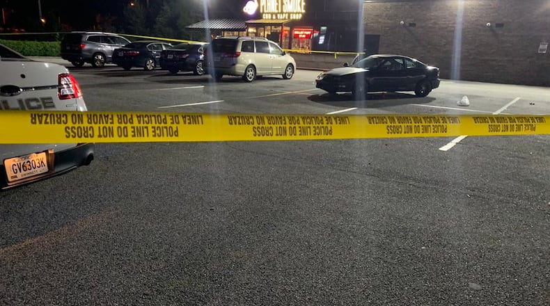 Gwinnett County police are looking for a silver or gray Chevrolet Malibu or Impala. The driver of the vehicle shot and killed a 31-year-old Norcross man on I-85 South near the Indian Trail Lilburn Road exit about 12:30 a.m. Sunday, authorities said.