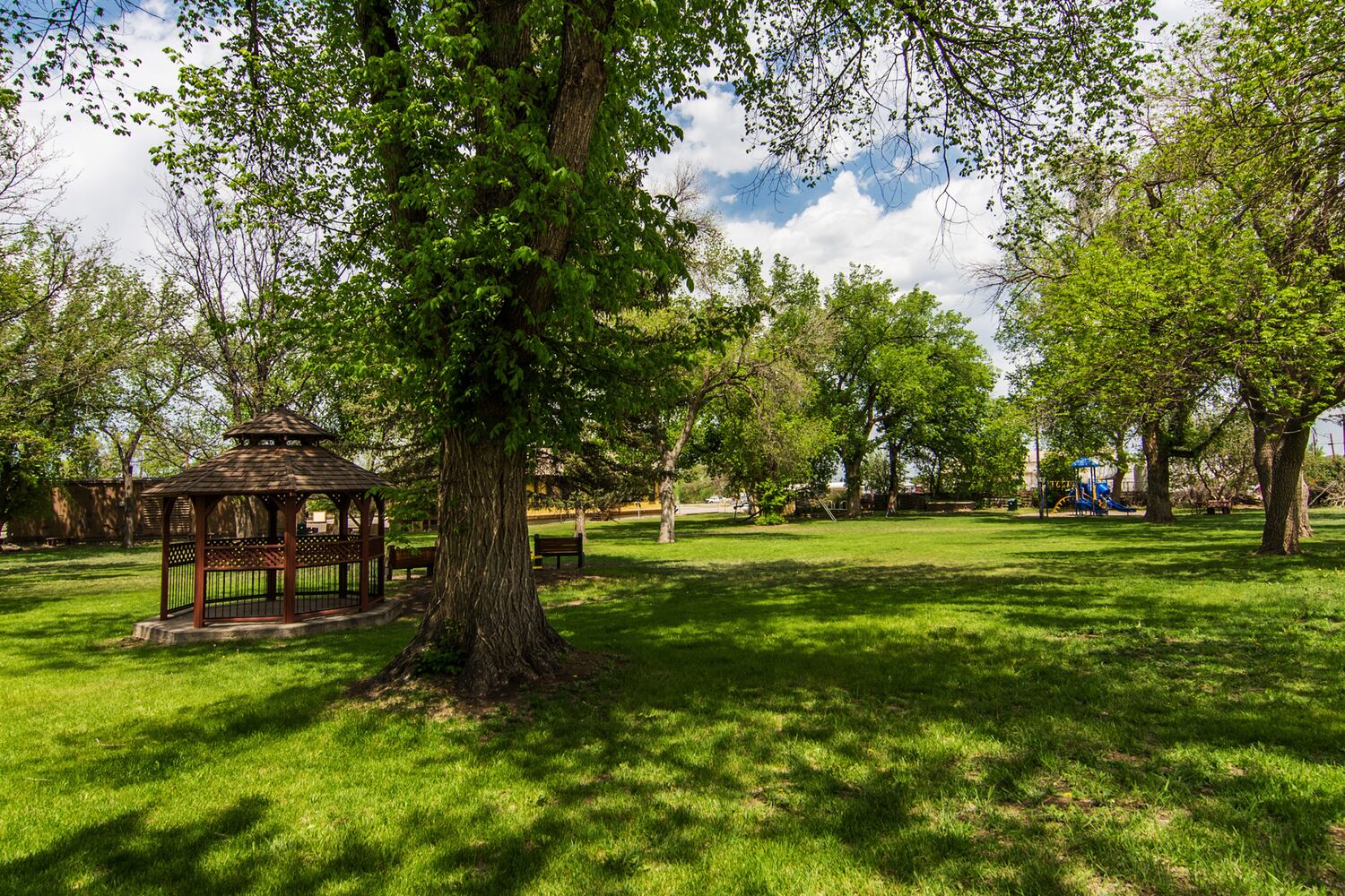 Uptop dates back to 1877, has panoramic views of Rocky Mountains