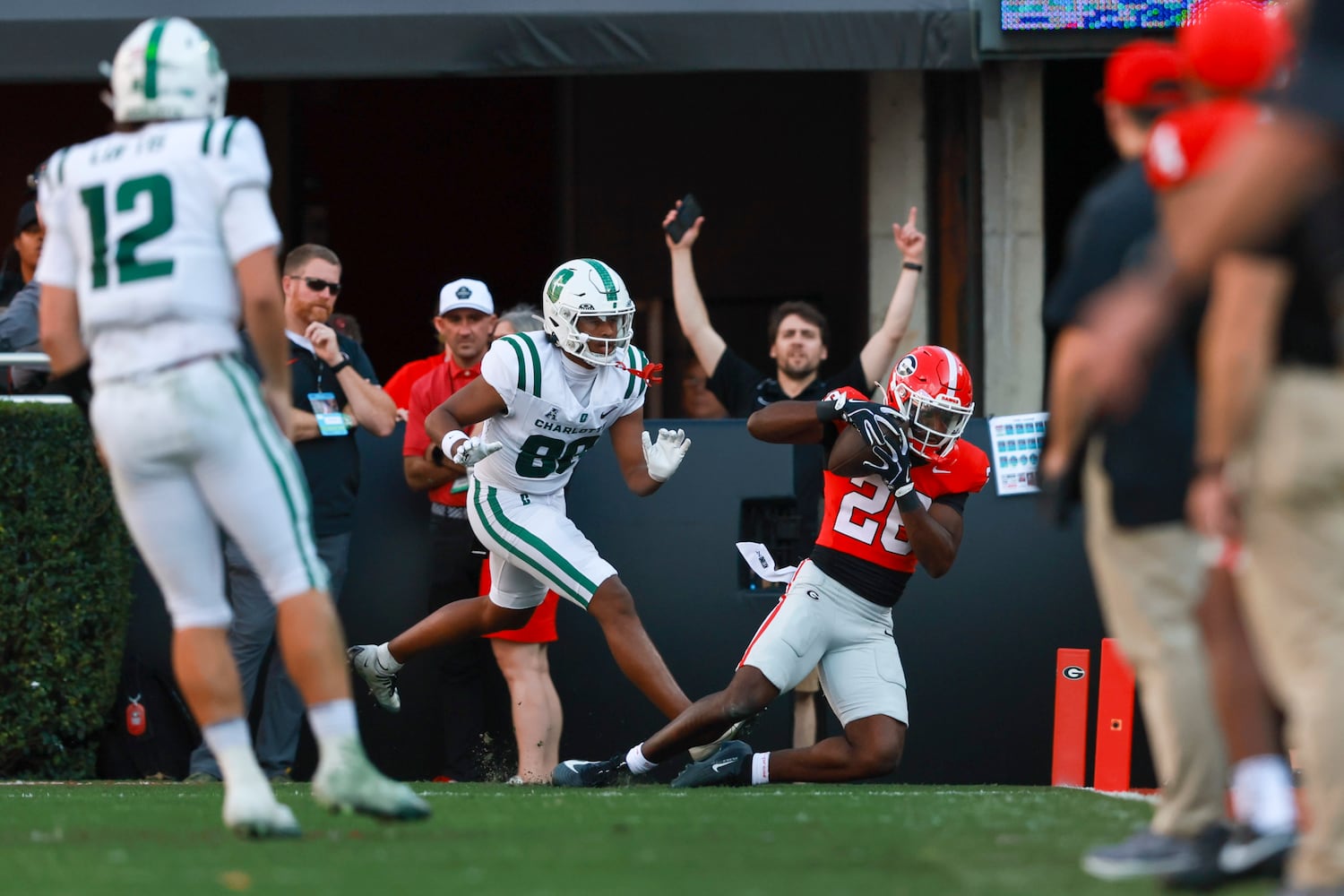 aajc 112225 uga charlotte football