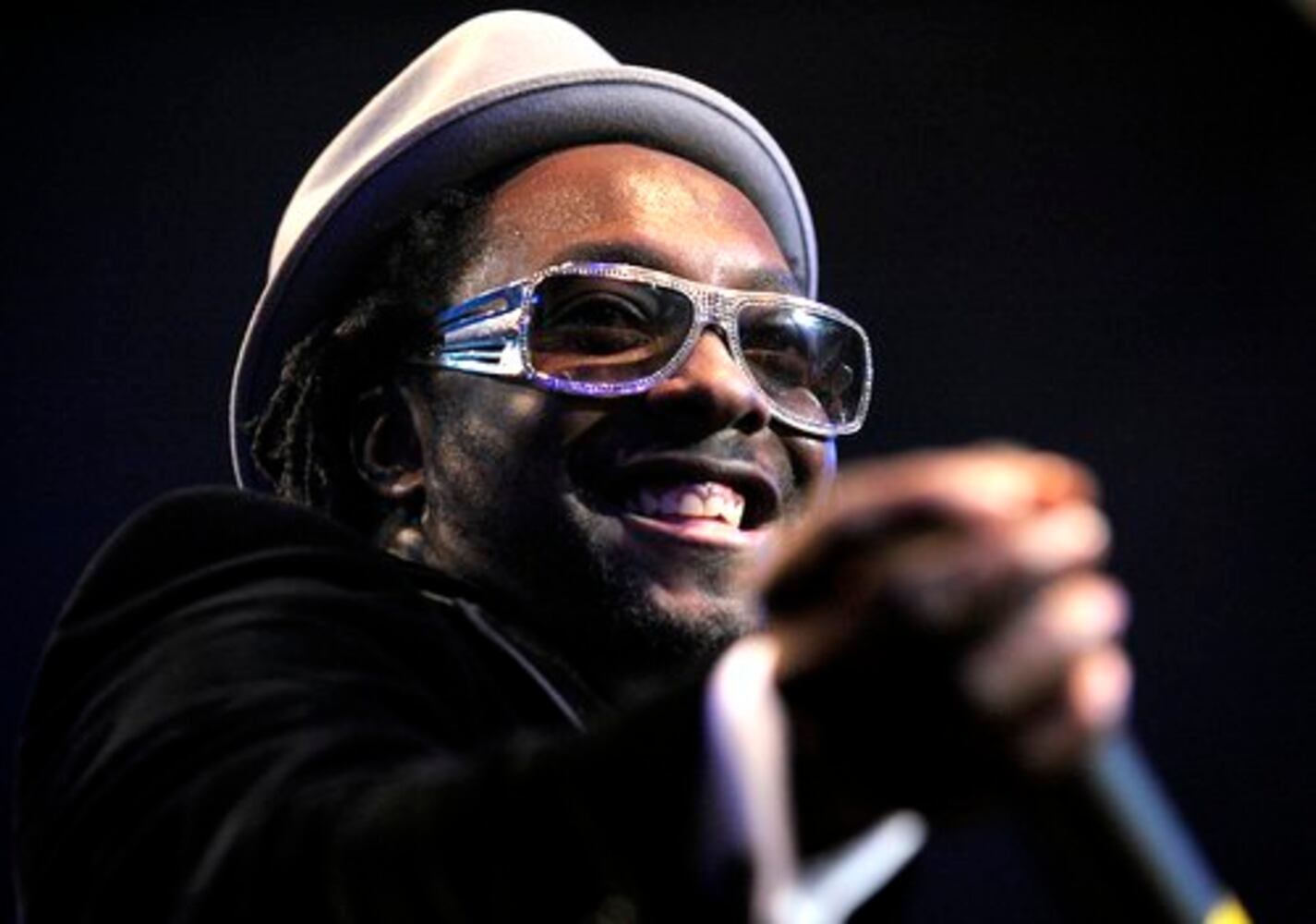 Black Eyed Peas stage benefit concert