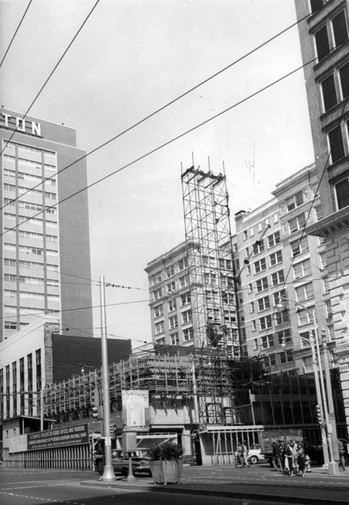 Buildings and skylines