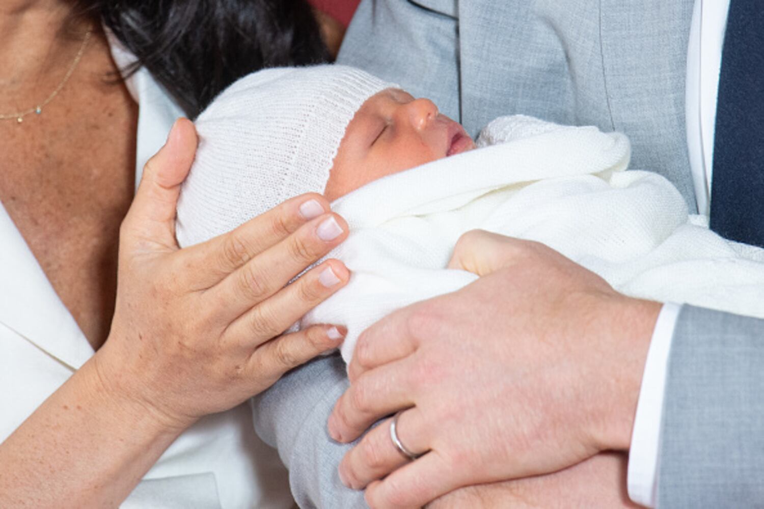 Photos: Prince Harry and Meghan Markle reveal royal baby