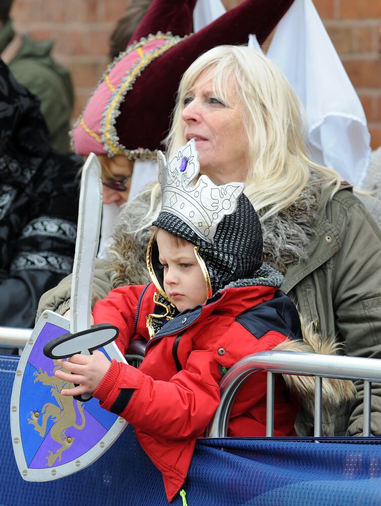 Richard III's belated burial