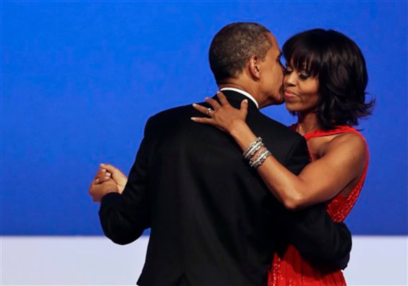Obama's sparkle at Inaugural balls