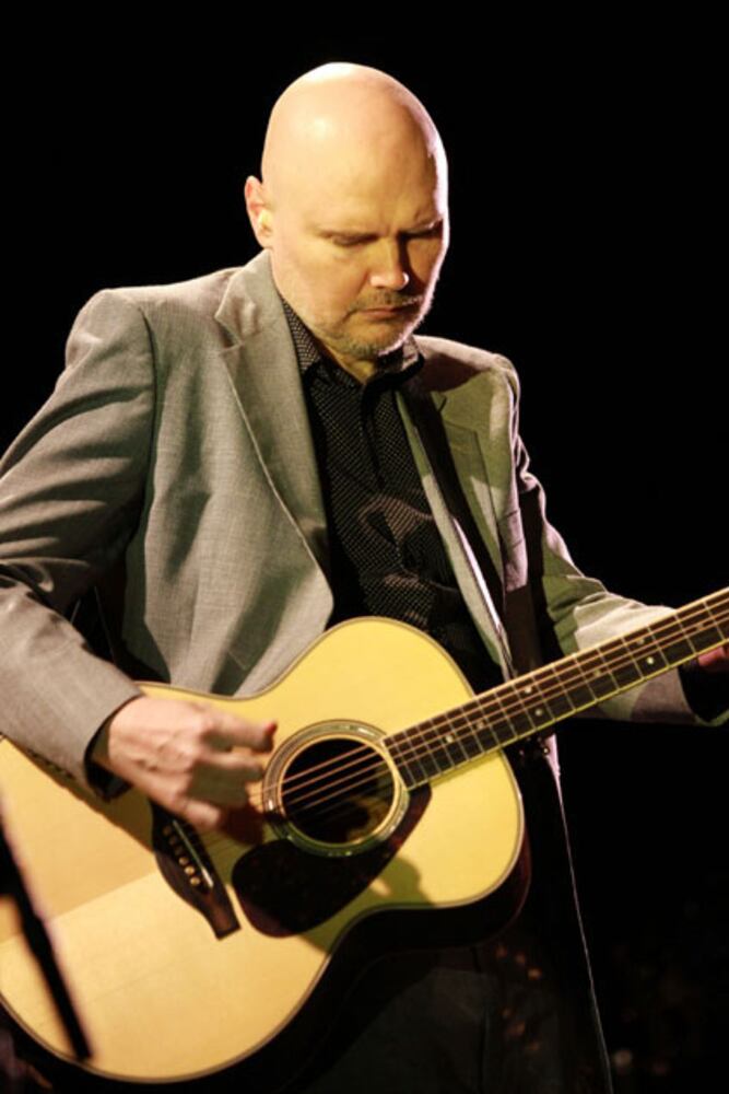Smashing Pumpkins play Cobb Energy Centre