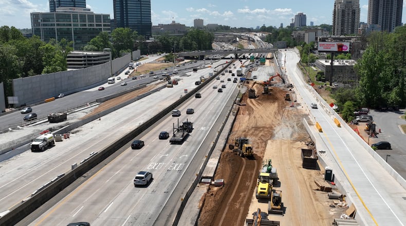 The Georgia Department of Transportation plans to open a new I-285 eastbound exit to Glenridge Drive and Ga. 400 on Monday. (File photo by Hyosub Shin / Hyosub.Shin@ajc.com)