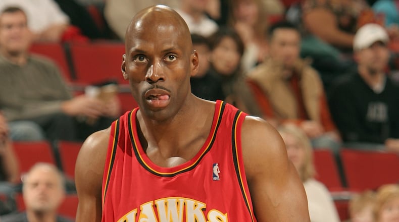 Former NBA star Kevin Willis told police he wants to press charges if a suspect is identified.