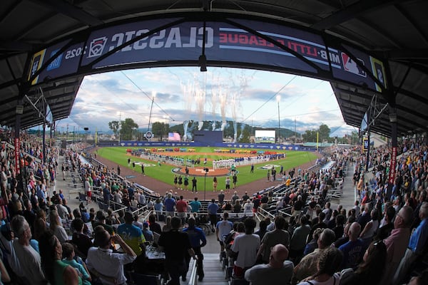 The crowd at last season's Little League Classic, which featured the Mets and Mariners. (Gene J. Puskar/AP)