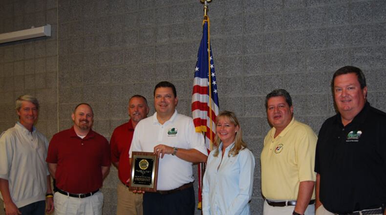 Forsyth County Park and Recreation staffers accept Region 7 award (courtesy of Forsyth County)