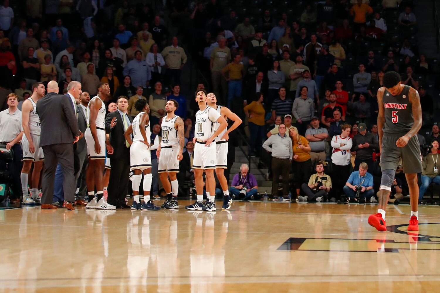Photos: Georgia Tech stuns 5th-ranked Louisville