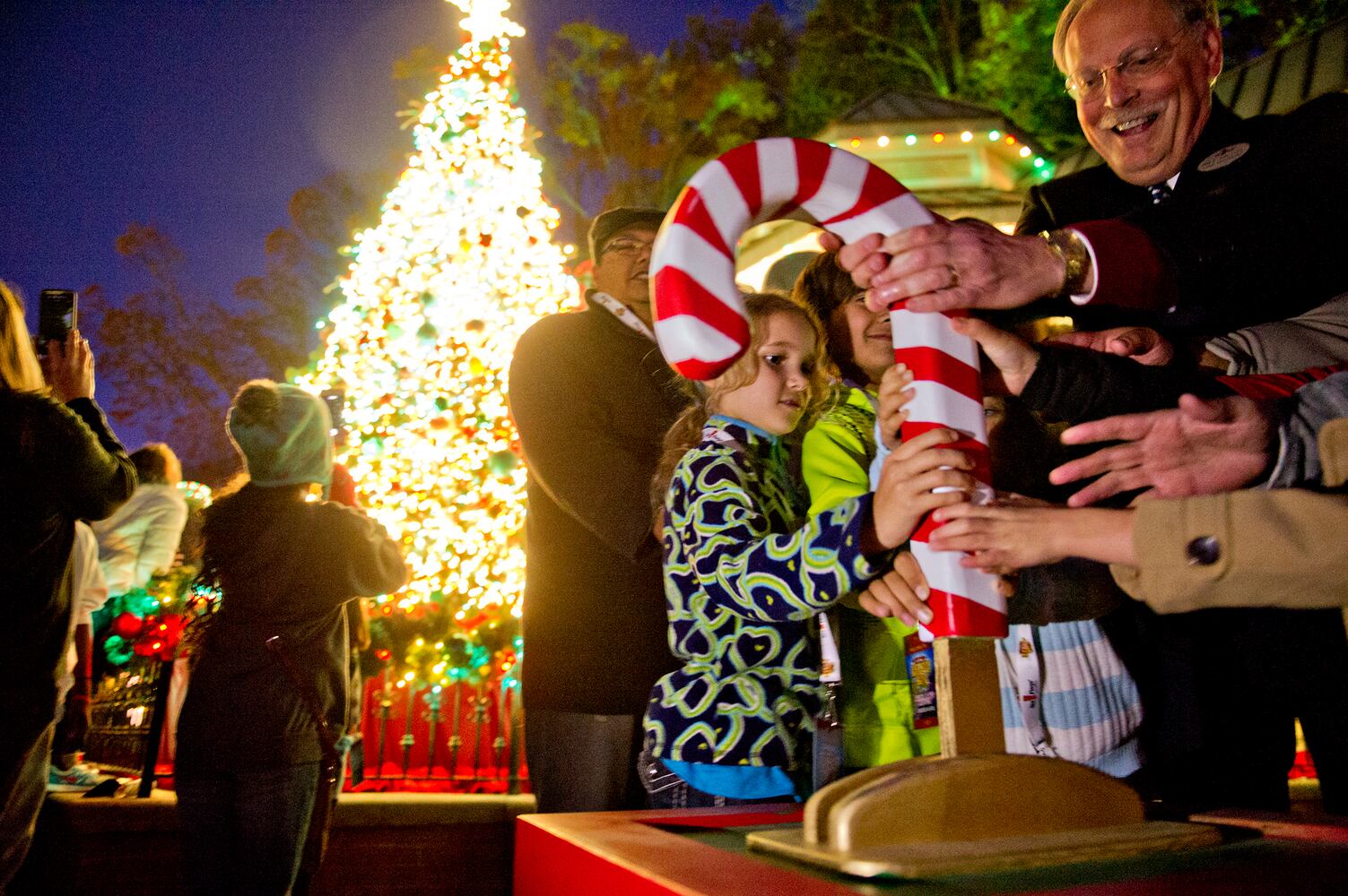 Six Flags lights