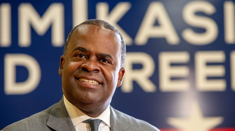 Former mayor Kasim Reed accepts an endorsement from the International Association of Fire Fighters Local 134 at Reed's campaign headquarters on Thursday, Oct. 7, 2021. (Jenni Girtman for The Atlanta Journal-Constitution)