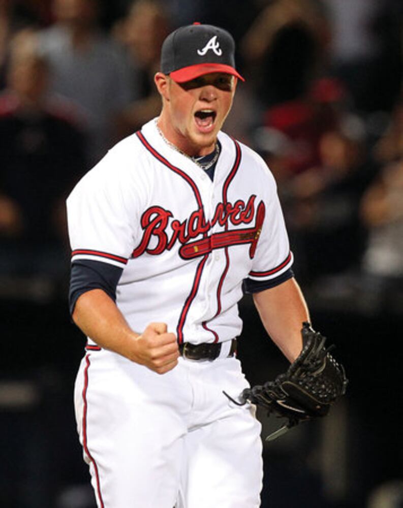 Braves snap 8-game losing streak