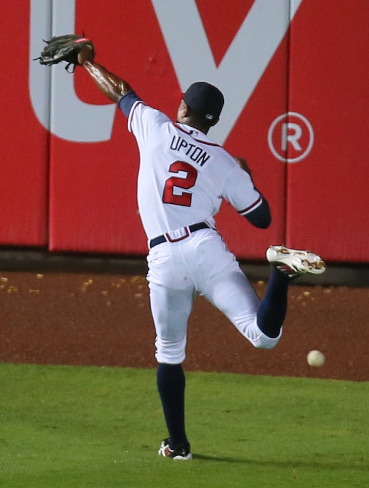Braves vs. Phillies, Game 1