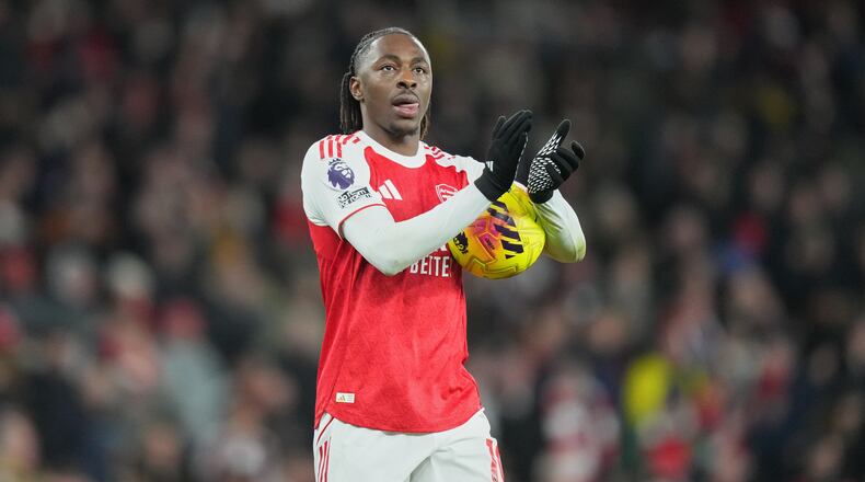 Arsenal's Eberechi Eze walks off the pitch after a Premier League soccer match between Arsenal and Tottenham in London, Sunday, Nov. 23, 2025. (AP Photo/Frank Augstein)