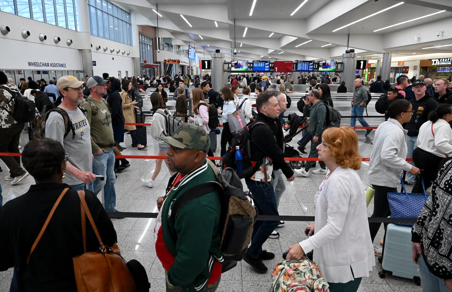 Saturday and weekend airport wait times