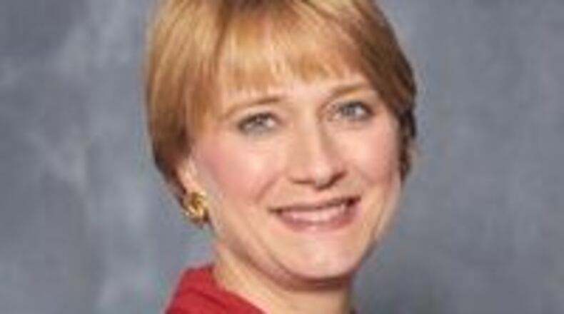 Deborah Dietzler, the former executive director of Alumni Relations at the University of Georgia, has resigned from a similar position at the University of Louisville.