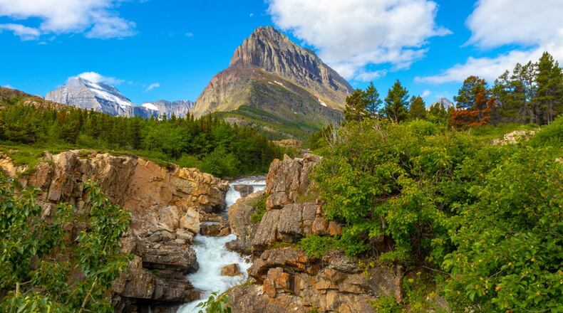 Dalton Luedke of Woodstock took this photo of Glacier National Park. In the upper crest of the USA’s West, where Montana stretches north to Canada, lies Glacier National Park, a wild expanse that covers more than 4,047 square kilometers. This land has been carved by glaciers over thousands of years, resulting in some of the most gorgeous in the country, featuring 762 lakes, 175 mountains and 25 glaciers. It’s no wonder that more than 2 million people visit the park each year. Many flock to the park during the summer when the park is more easily navigable along snow-free roads. But the park is open year-round, and winter visitors can snowshoe, ice climb, cross-country ski and sightsee without crowds.