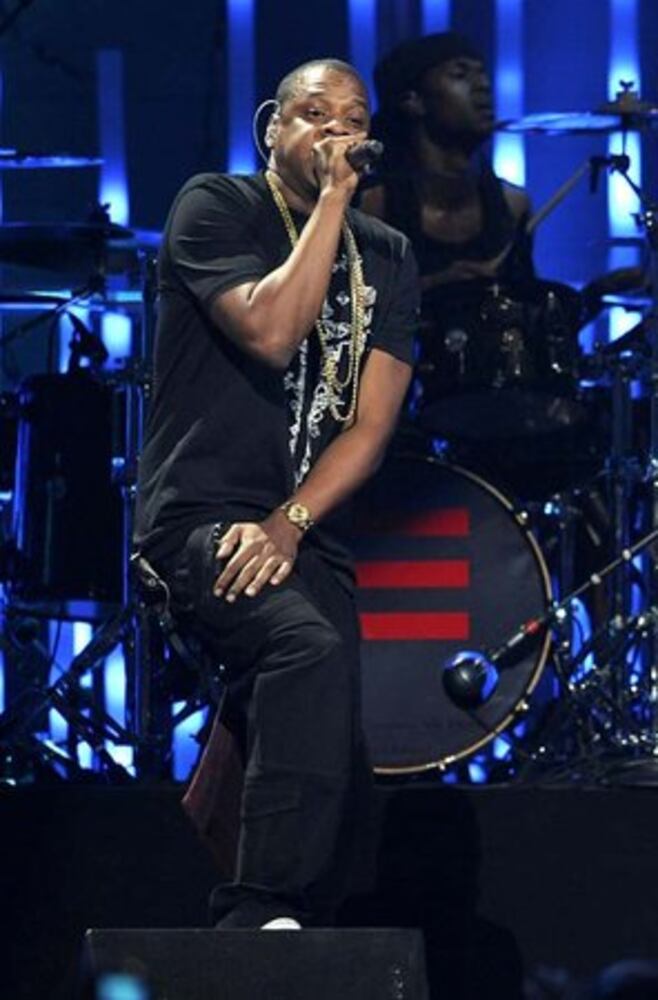 Vote: Name that 'Monday Night Football' singer!