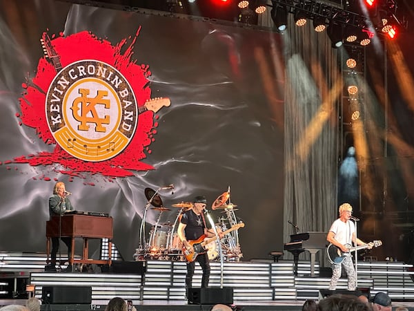 Unable to use the REO Speedwagon moniker, Kevin Cronin now has the Kevin Cronin Band playing REO Speedwagon hits. He played 15 of his songs at Ameris Bank Amphitheatre in Alpharetta on Sunday. (Rodney Ho/AJC)
