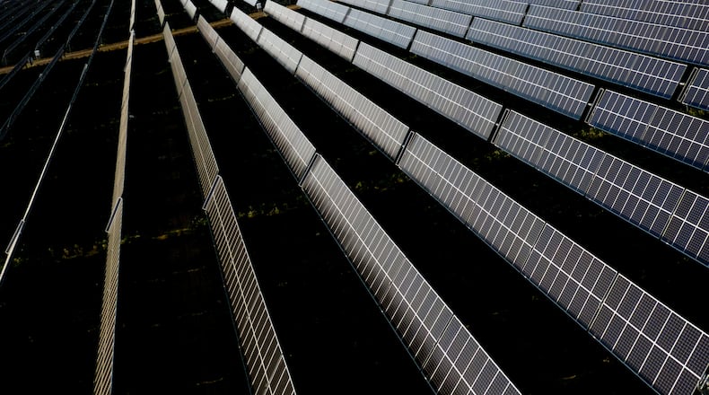 Solar energy has the potential to supply up to 40% of the nation’s electricity within 15 years — a 10-fold increase over current solar output, but one that would require massive changes in U.S. policy and billions of dollars in federal investment to modernize the nation’s electric grid, a new federal report says. (Erin Schaff/The New York Times)