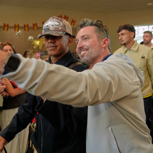 Derrall Stalvey, right, takes a selfie with Spain forward Lamine Yamal, left, after the team arrived for the World Cup soccer tournament Friday, June 5, 2026, in Chattanooga, Tenn. (AP Photo/George Walker IV)