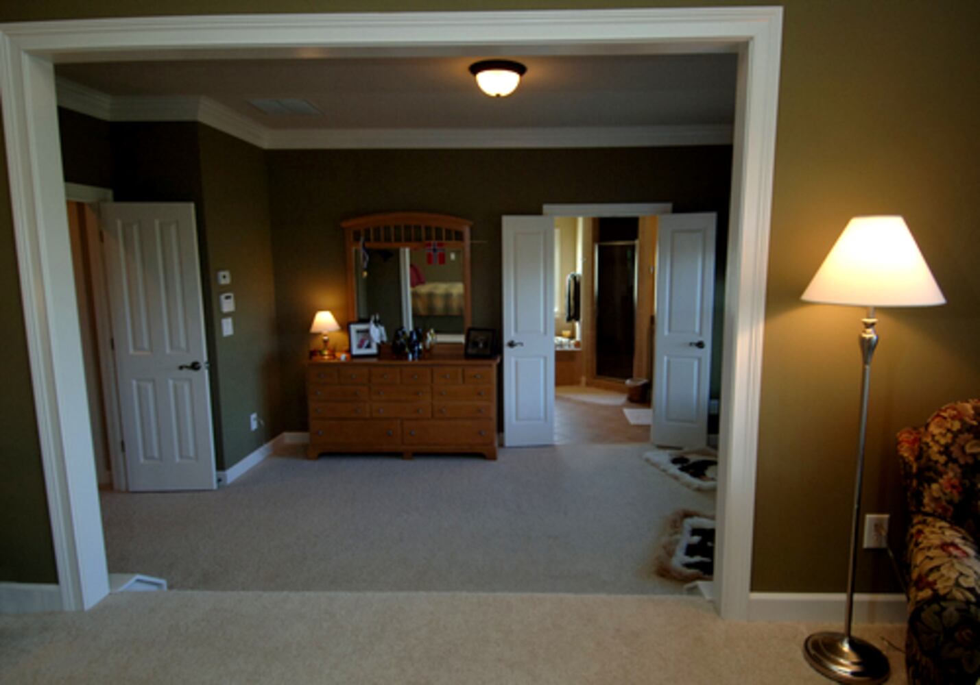 Comic books, entertaining define Smyrna home